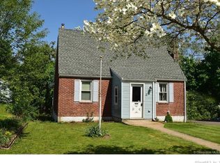 27 Seneca St, New Britain, CT 06053