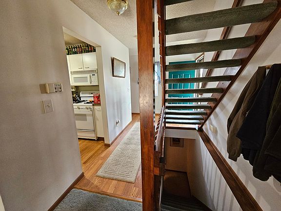 2nd image of 7405 Kirkdale Dr