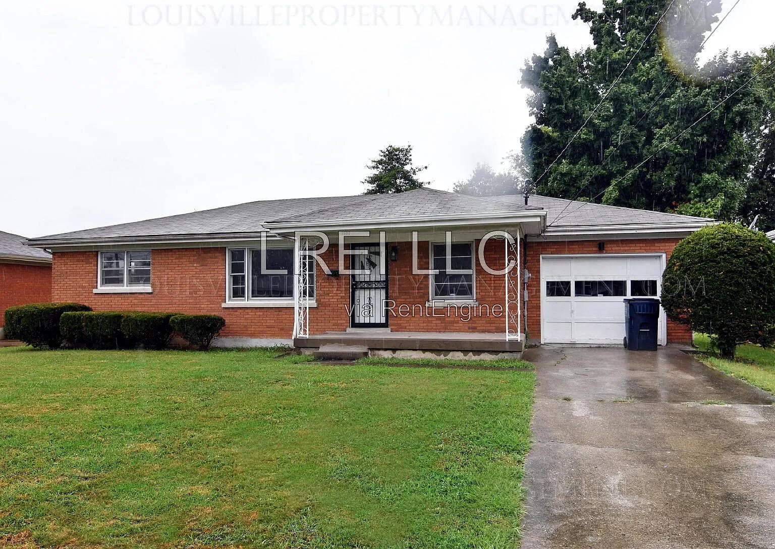3 bed, 1.0 bath, 1160 sqft, $1,550 — Photo 1