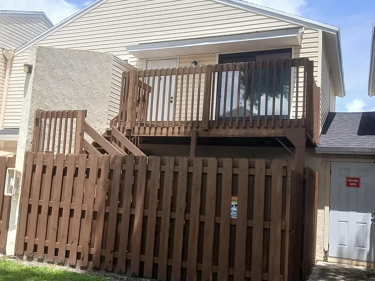 641 Executive Center Dr #P206 — Photo 12