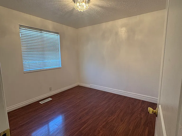 3720 S Hampshire Cir — Photo 9