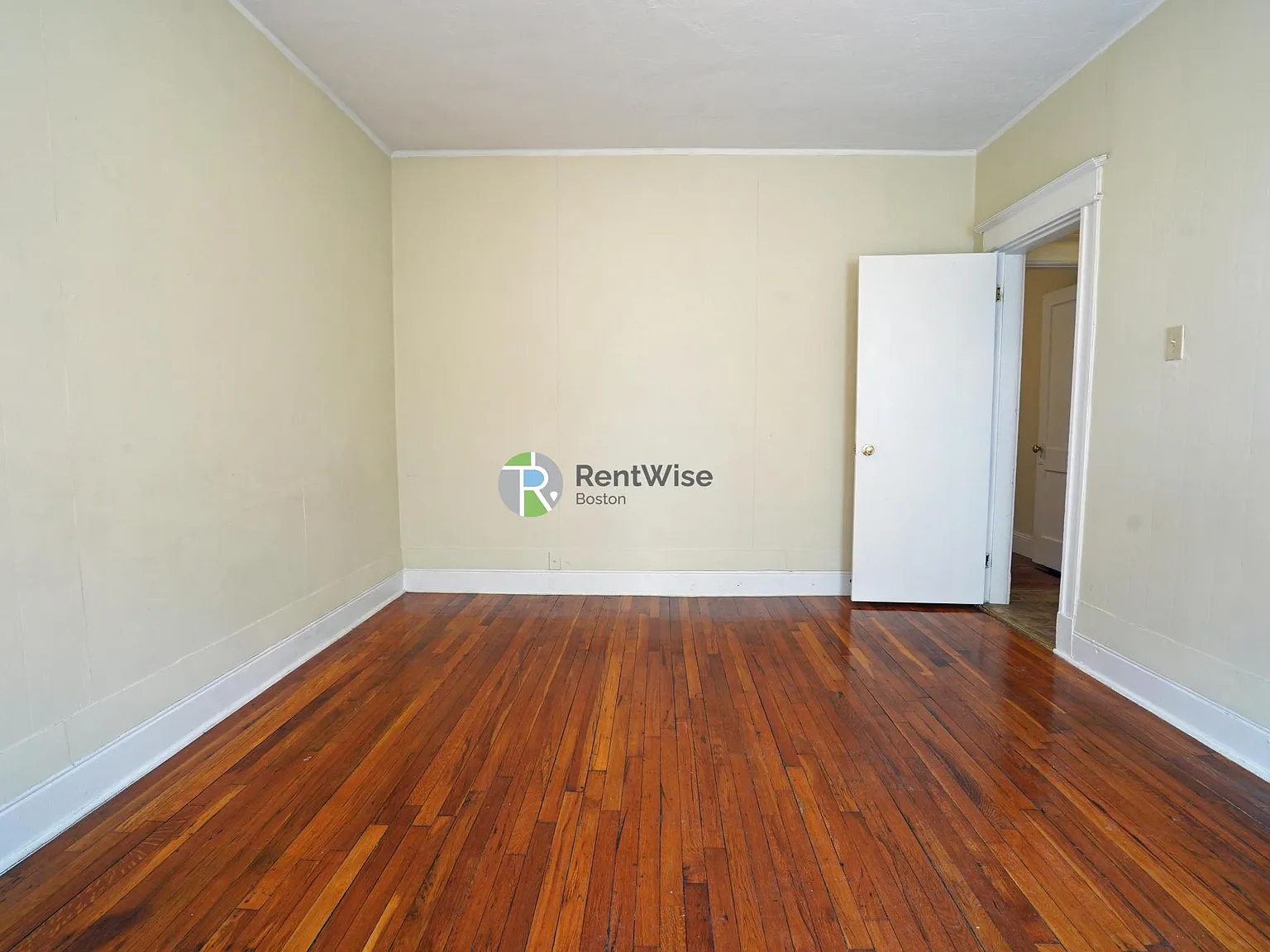 217- 221 Kelton St — Photo 3