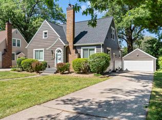 307 Kenilworth Rd, Waterloo, IA 50701