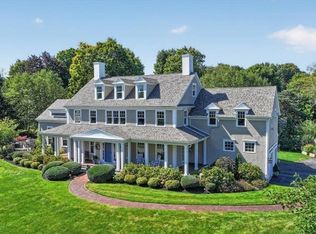 35 Old Shipyard Ln, Hanover, MA 02339