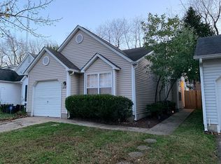376 Bradford Colony Dr, Lexington, KY 40515