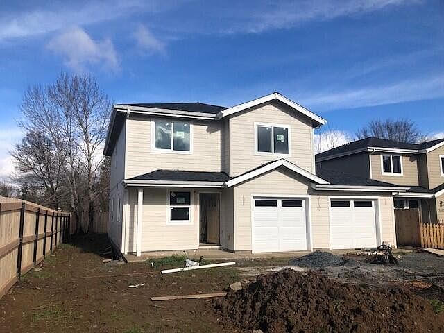 2nd image of 1401 SE Paytons Way