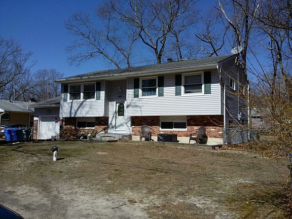 3rd image of 307 N Carolina Trl