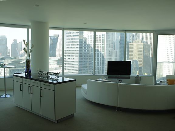3rd image of 301 Main St #22H