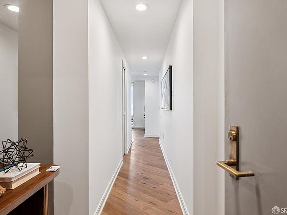 3rd image of 401 Harrison St APT 18B