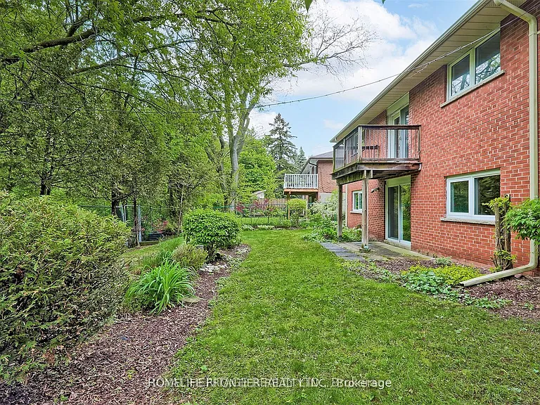 11 Alpaca Dr #B — Photo 3