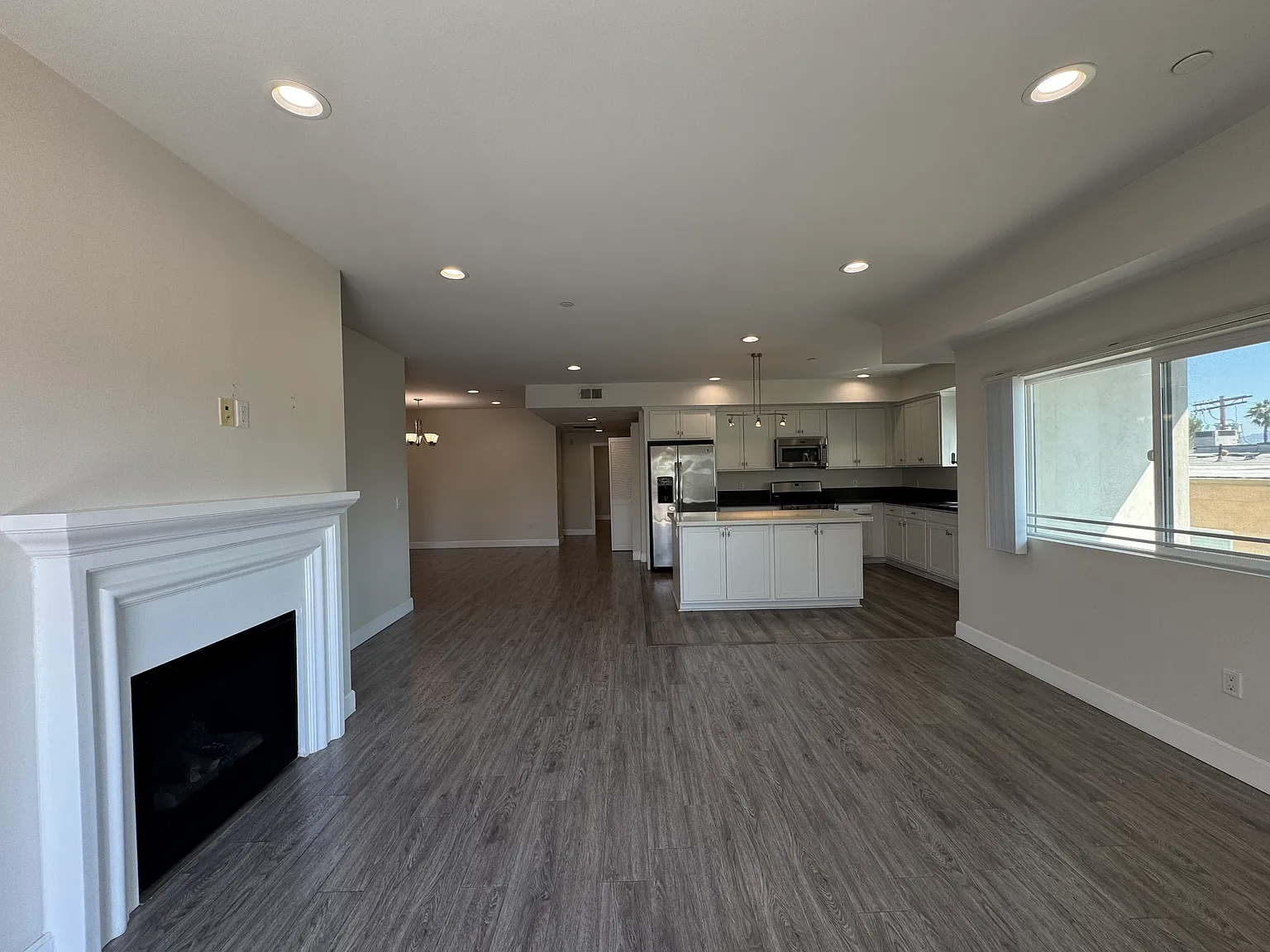 2 bed, 1550 sqft, $3,750 — Photo 4