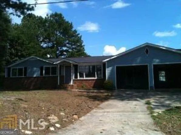 244 Beauty Dr, Holly Springs, GA 30114
