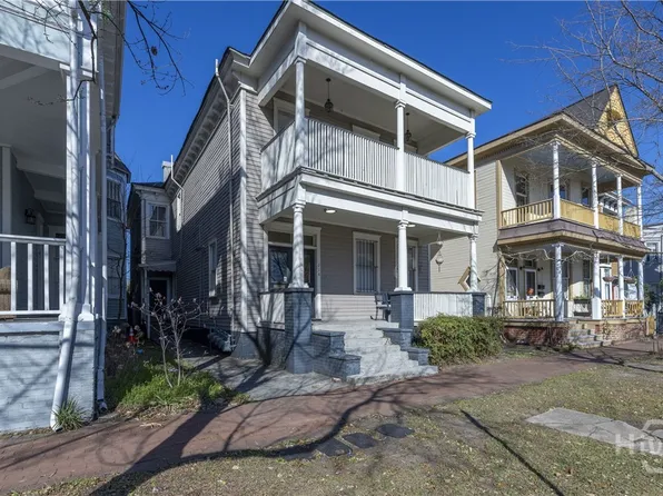 214 W Park Avenue W, Savannah, GA 31401