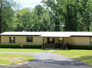 535 Mulberry Ln, Zavalla, TX 75980