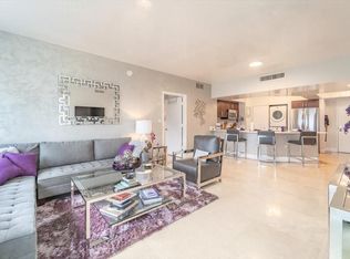 20000 Country Club Dr #1209N, Miami, FL 33180