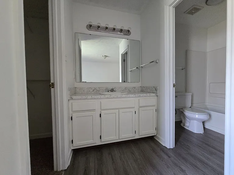 1521 Kara Ct — Photo 14