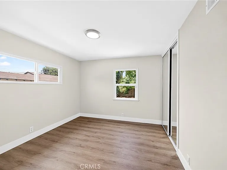 639 N Nora Ave — Photo 31