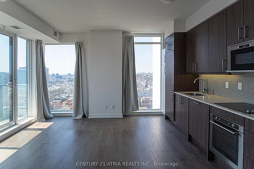 297 College St #1209 Photo 1