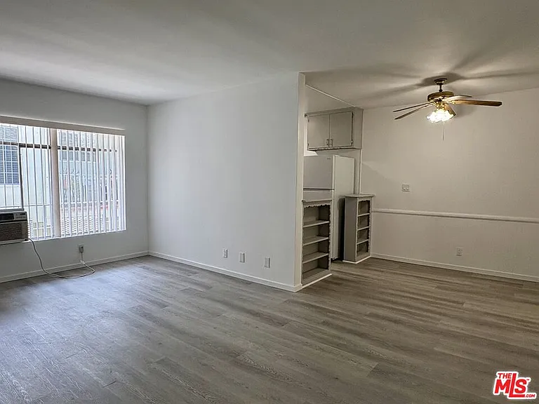 1010 N Stanley Ave #8 — Photo 4