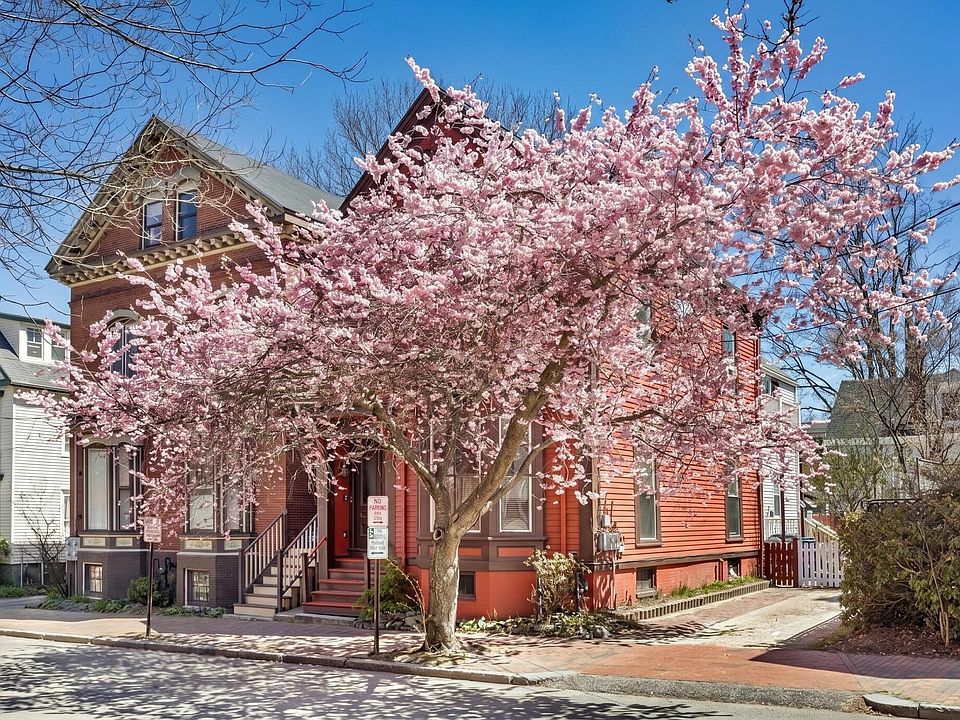 1st image of 75 Carleton Street