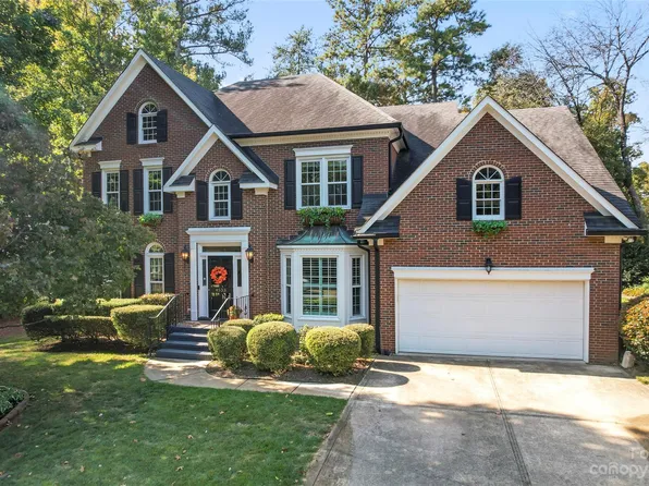4533 Crownvista Dr, Charlotte, NC 28269