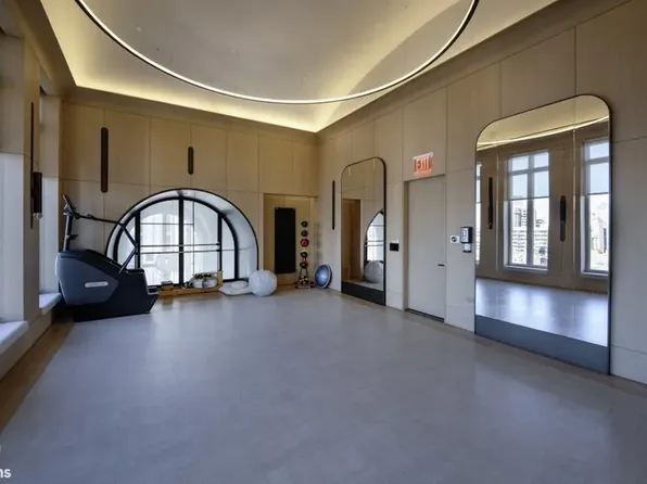 200 East 83rd Street image 26 of 29