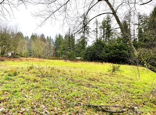 22381 Foss Rd NE, Poulsbo, WA 98370