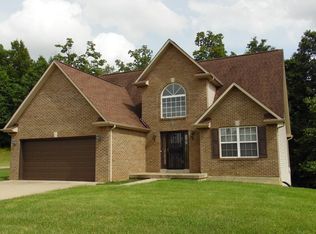 199 Skyline Dr, Radcliff, KY 40160