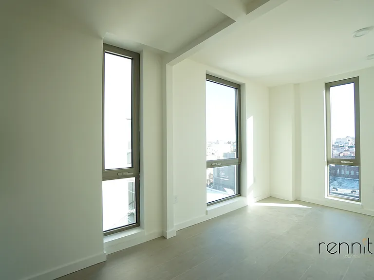 33 Little Nassau St #907 — Photo 8