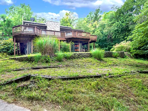 895 Craigs Creek Rd, Versailles, KY 40383