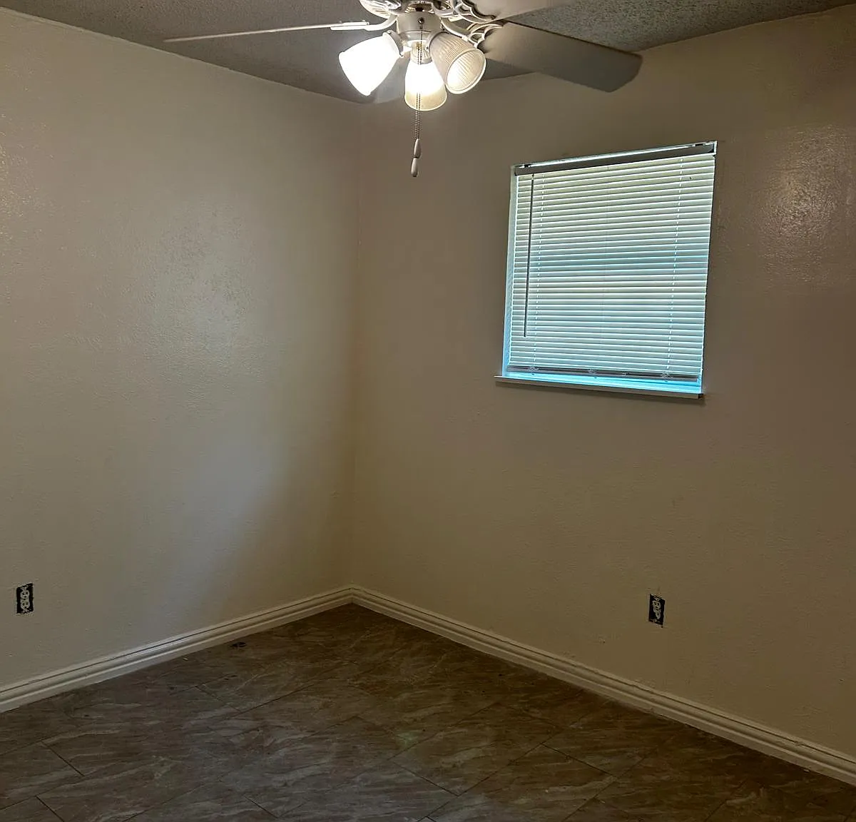 3 bed, $1,750 — Photo 3
