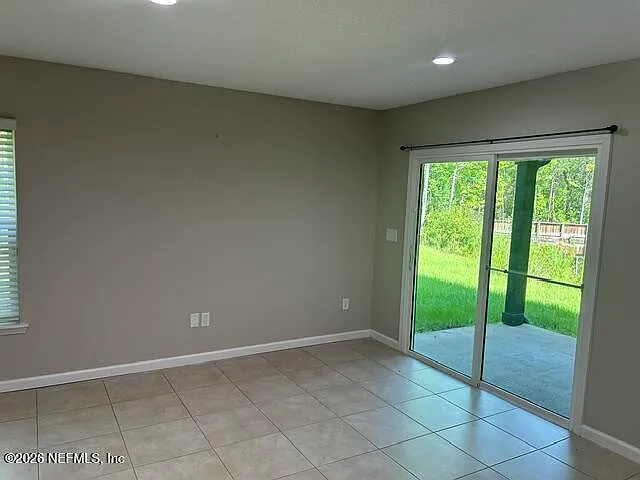 3296 Isabella Ct — Photo 7