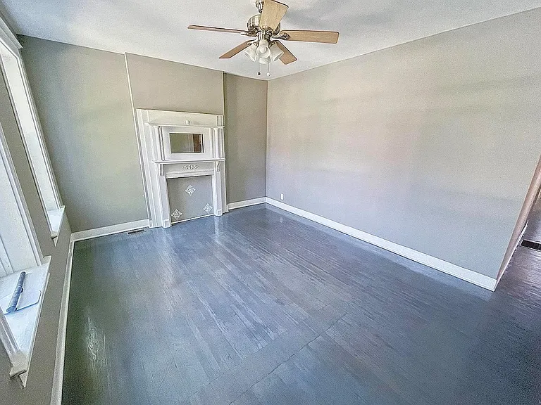 4219 Dewey Ave #A — Photo 3