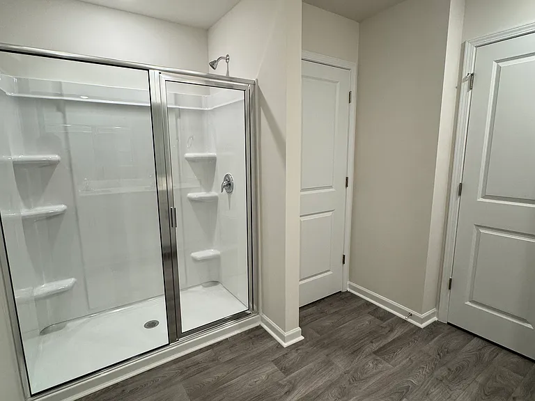 2840 Egert Dr — Photo 12
