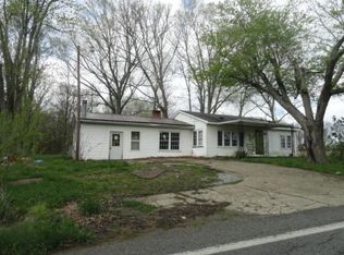 1221 Lenroot Rd, Bethel, OH 45106