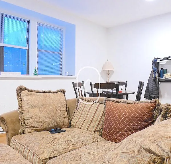 33 Cunard St #5 — Photo 10