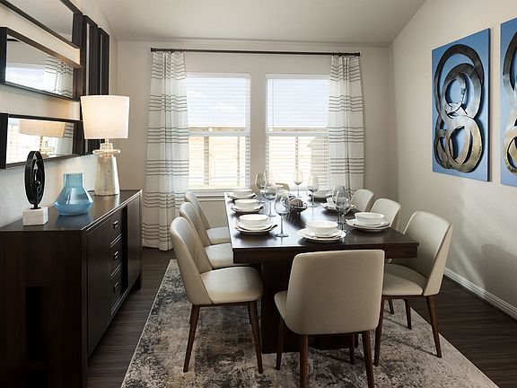 Use your flex space as a formal dining room to make every dinner feel like a special occasion.