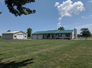 5129 N Zetzer Rd, Oak Harbor, OH 43449