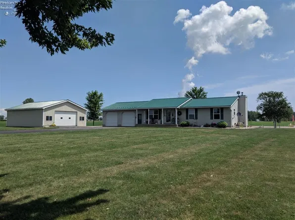 5129 N Zetzer Rd, Oak Harbor, OH 43449