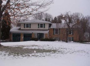 55 Harper Dr, Pittsford, NY 14534