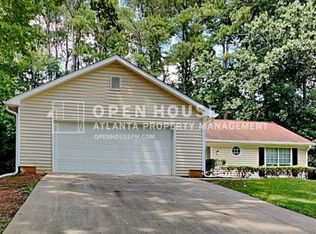 1254 Parkwood Chase NW, Acworth, GA 30102