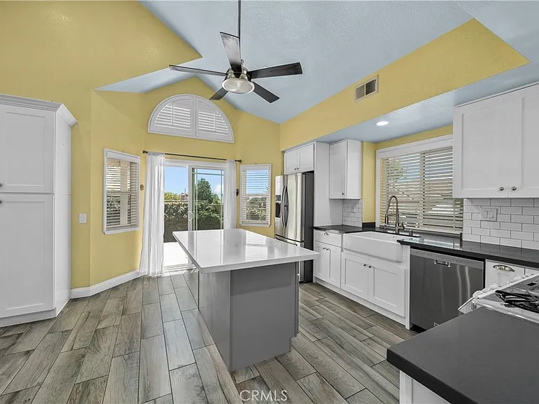 11111 Berwick Dr — Photo 7