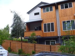 4034 Pasadena Pl NE, Seattle, WA 98105