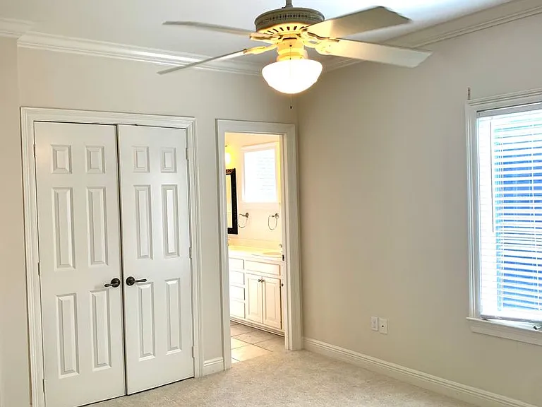 2724 Bocage Lake Dr — Photo 11