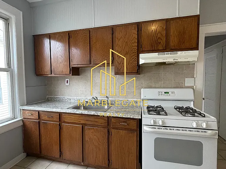 732 S 20th St #2RR — Photo 1