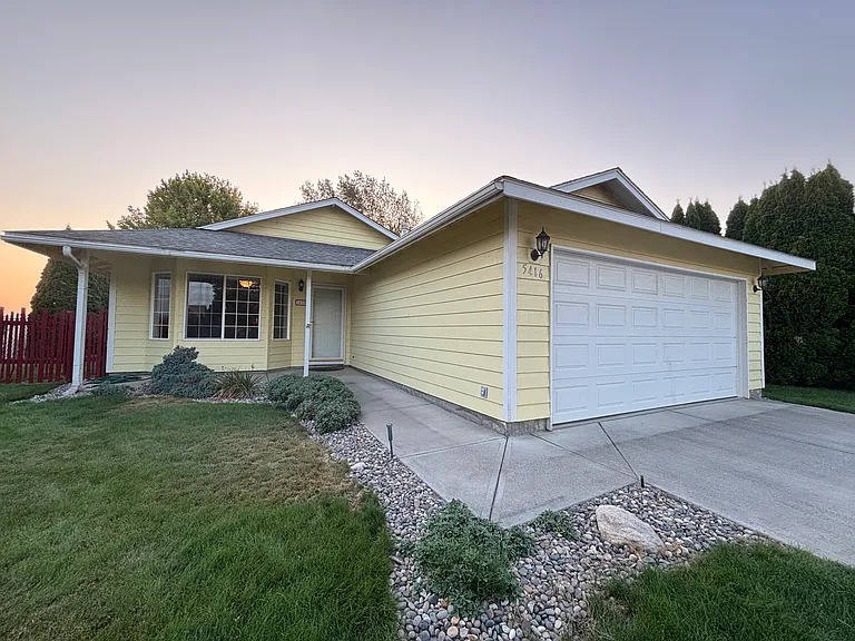5416 Koufax Ln — Photo 2