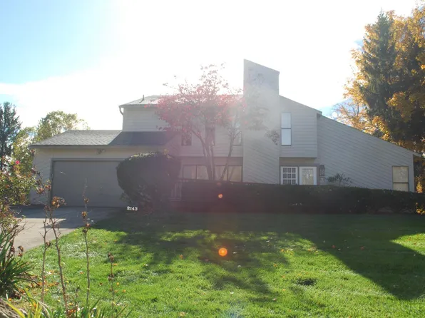 2143 Spinningwheel Ln, Cincinnati, OH 45244