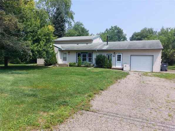 4448 Forsyth Dr, Troy, MI 48085