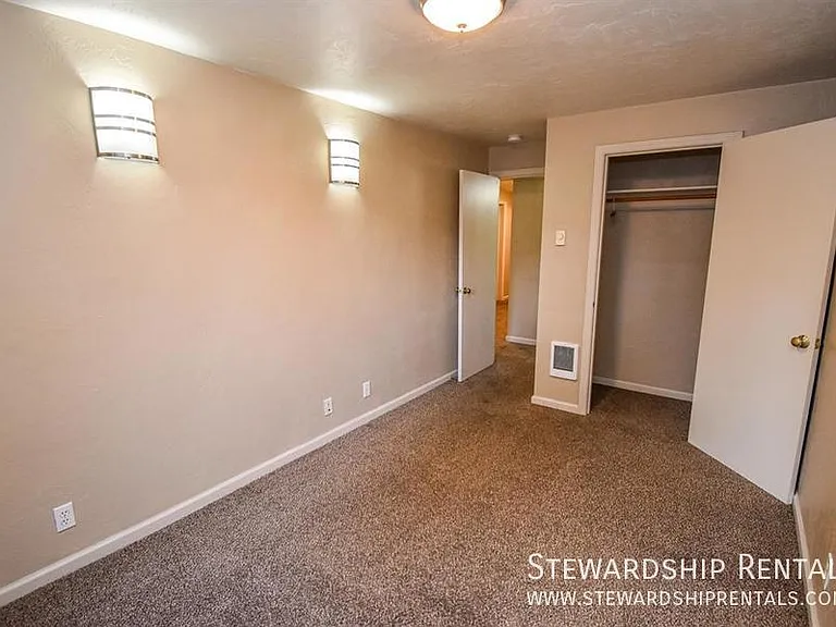 1825 Harris St #1 — Photo 12