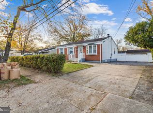 9315 Fontana Dr, Lanham, MD 20706